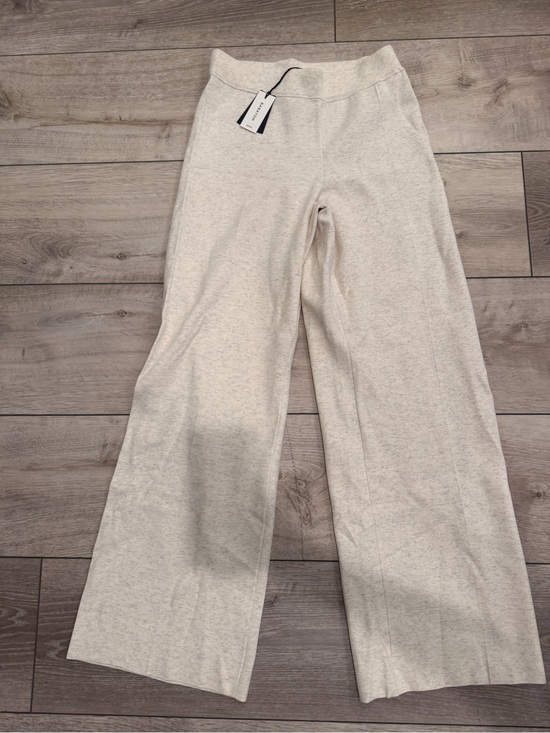 Aritzia Pants - Aritzia Wide Leg Pants in Light Heather Cream